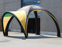 Tente gonflable de 4x4 avec auvent