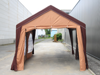 Tonnelle 3x4 avec des bâches en polyester bordeaux et beige