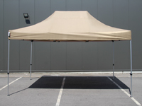 Barnum spacieux, disponible en noir, blanc, écru, marron, bleu marine, vert et couleur sable (couleur sur la photo)