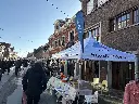 Met deze beachflag voor vouwtent valt je merk goed op.