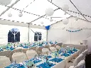 8 m brede tent met zijwanden