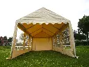 Budgetvriendelijke partytent met zijwanden