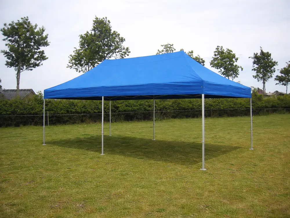 Tente pliante 4 x 8 m Solid 50 bleu ciel (sans parois latérales)