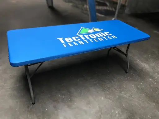 Couvre-plateau imprimé pour table de buffet